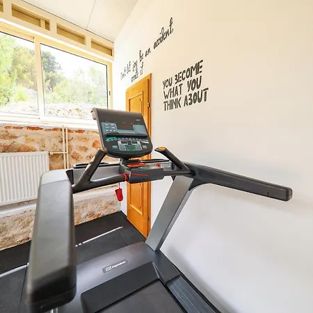 Hotel Murter מלון 3*