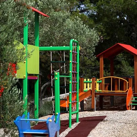 Hotel Murter 3* Murter