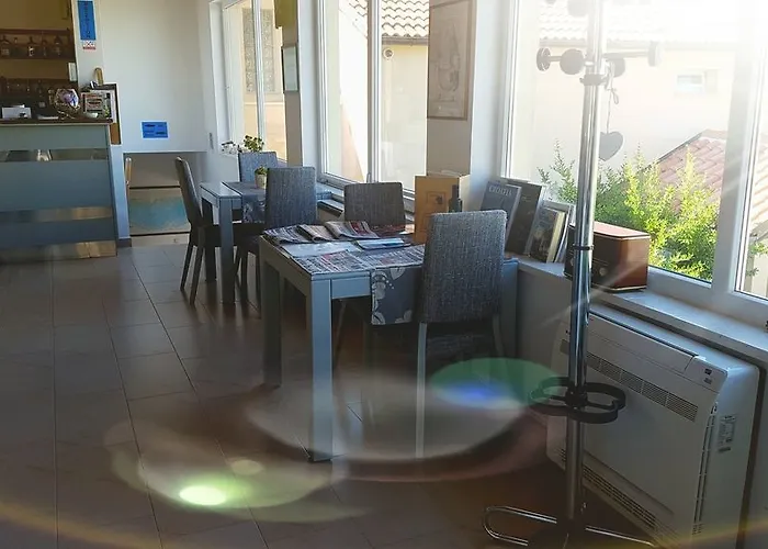 מלון Hotel Murter