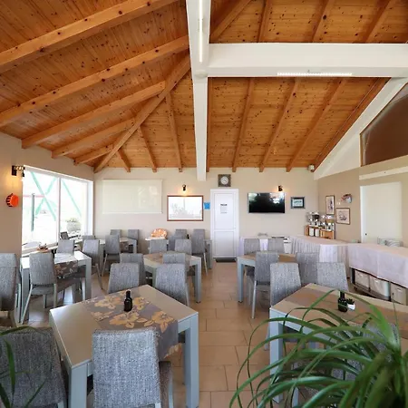 Hotel Murter Otel 3*