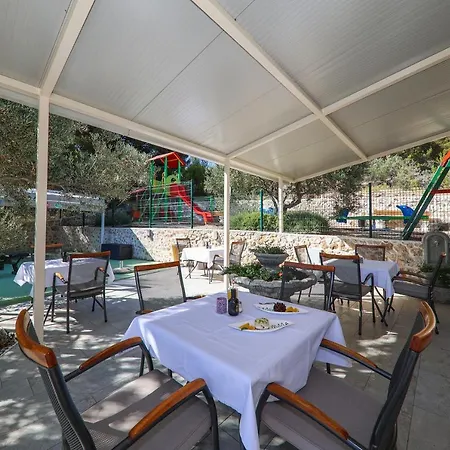 Hotel Hotel Murter 3*