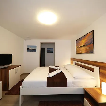 Hotel Murter 3*