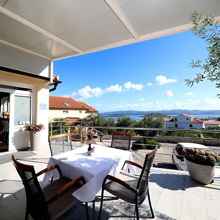 Hotel Murter 3* Murter