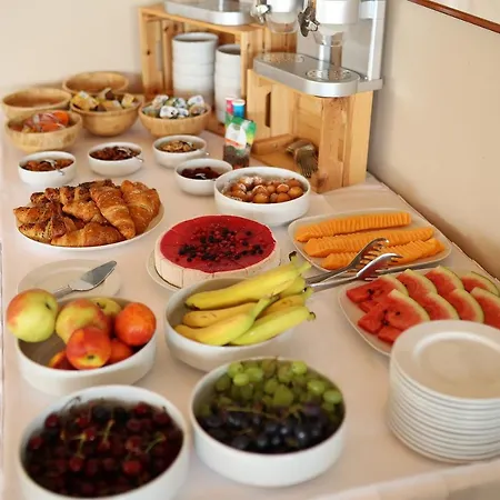 Hotel Murter فندق مورتير