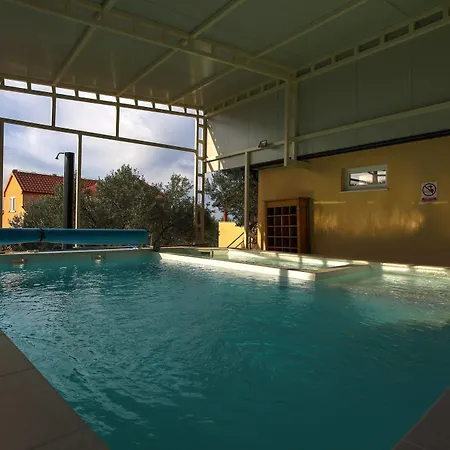 Hotel Murter فندق 3*