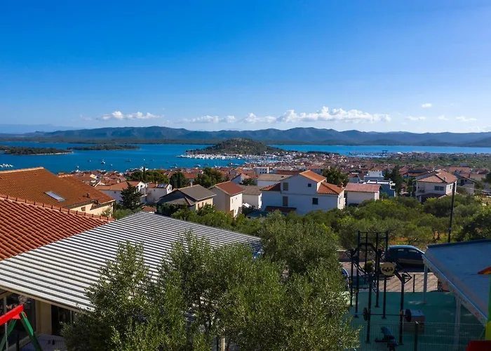 ホテル Hotel Murter ムルテル